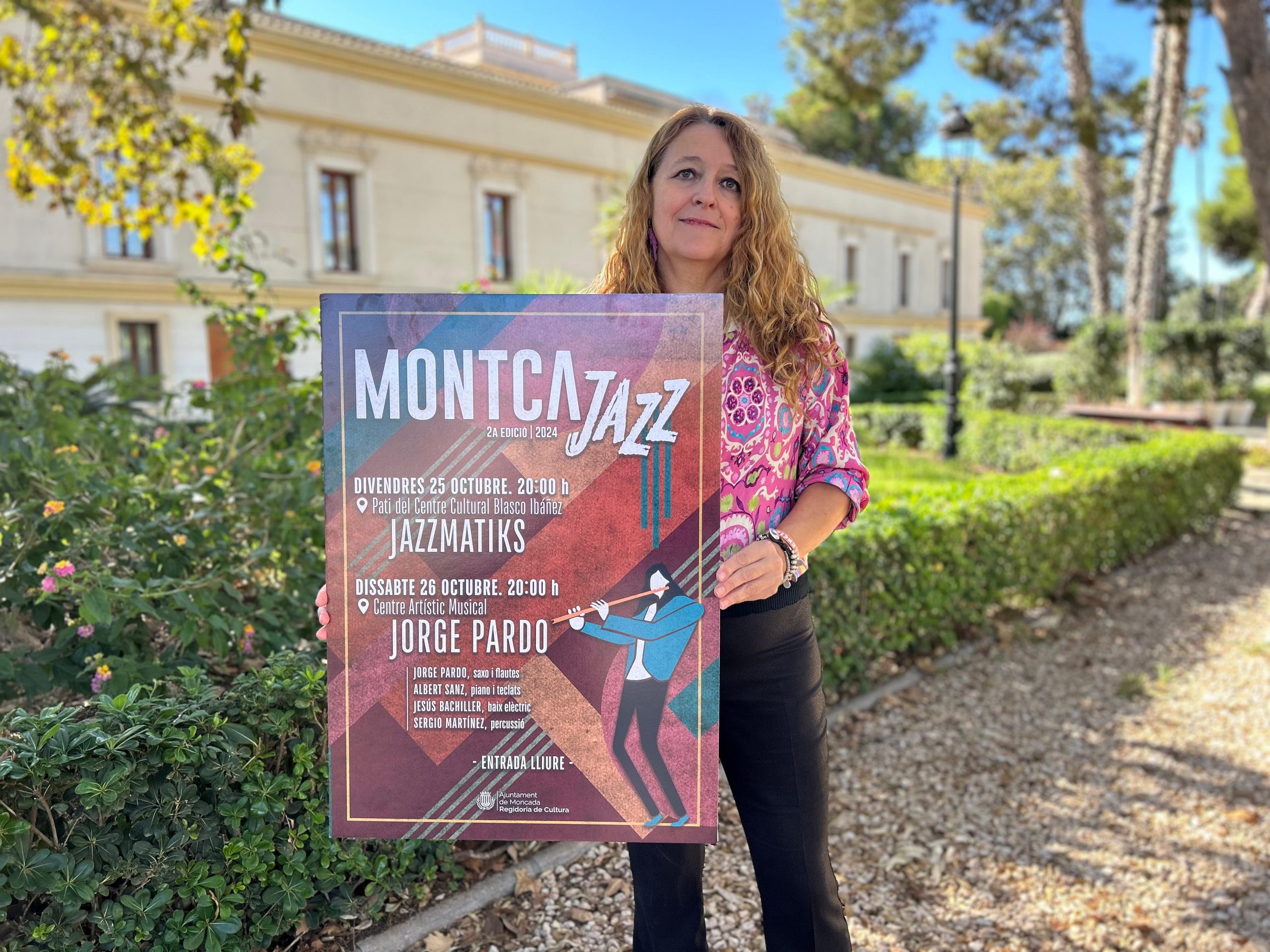 El pròxim 25 i 26 d’octubre Montcada organitza la II Edició del MontcaJAZZ a la ciutat de l’Horta Nord amb JazzMatiks i Jorge Pardo. L’entrada és gratuïta per a tots els assistents. Anna Gascó, regidora de Cultura, “és un orgull per a la nostra ciutat poder consolidar un festival com el MontcaJAZZ amb actuacions de músics de renom com els que hem pogut confirmar per a aquesta segona edició”.